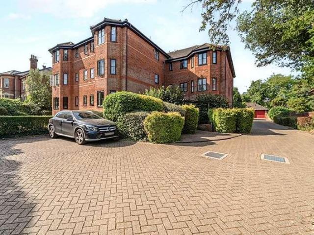 Flat for sale in Charlotteville, Westborough