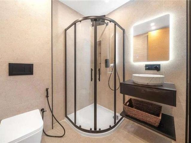 Flat for sale in Chelsea, Greater London
