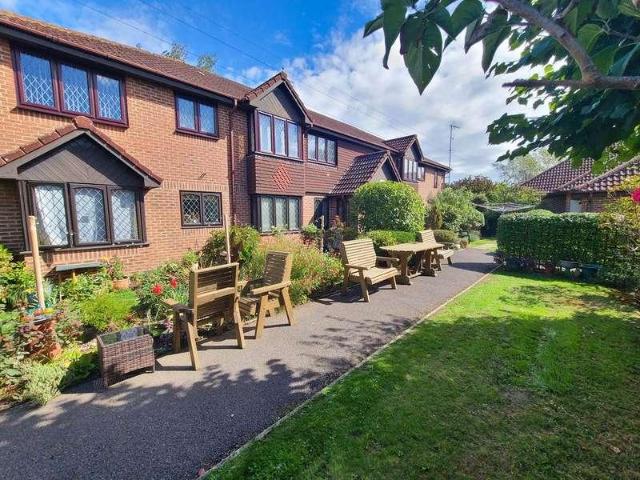 Flat for sale in Totton and Eling, Ashurst Bridge