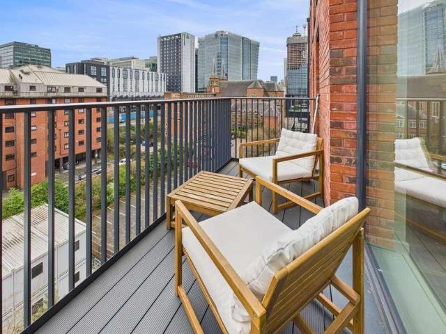 Flat for sale in Jewellery Quarter, West Midlands