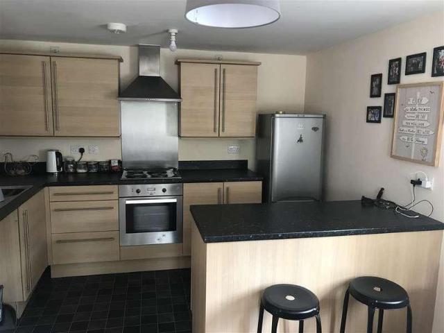 Flat for sale in Llantwit Fardre