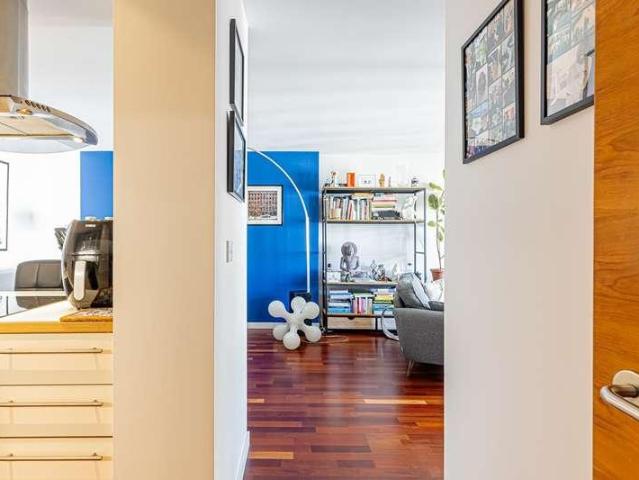 Flat for sale in Hoxton, De Beauvoir Town