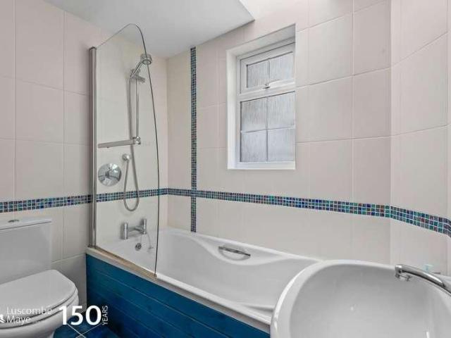 Flat for sale in Strode, Devon