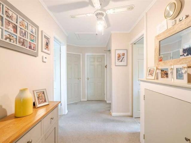 Flat for sale in Wimborne, St Johns