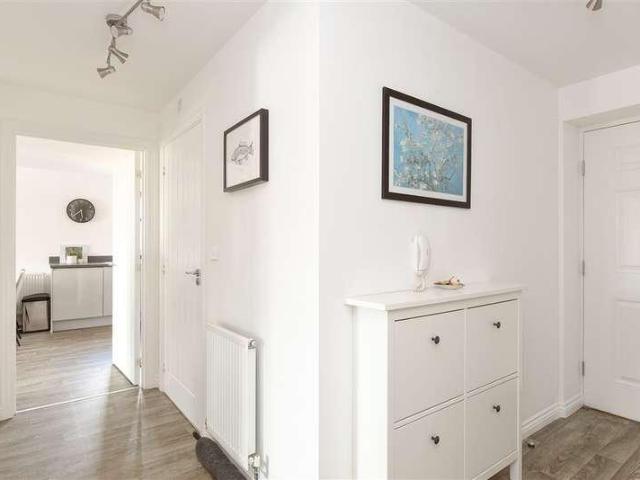 Flat for sale in Greenfields, Red Hill