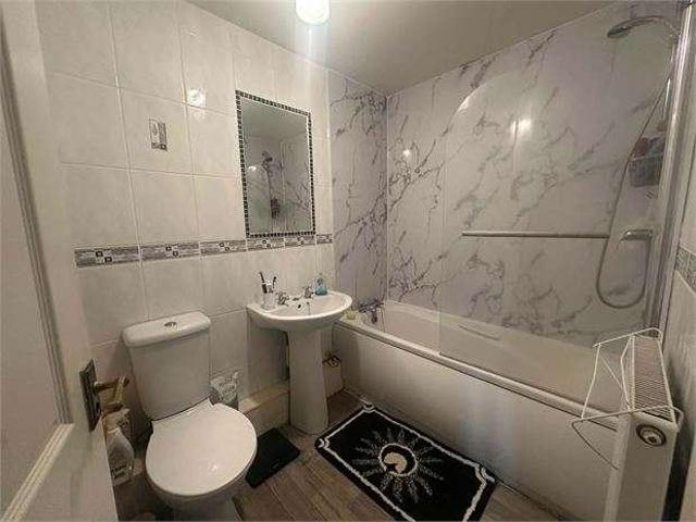 Flat for sale in Hemingfield, South Yorkshire