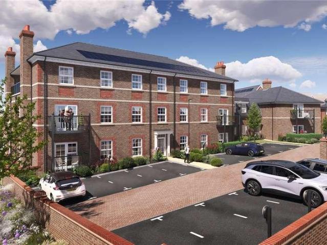 Flat for sale in Bray Wick, Maidenhead