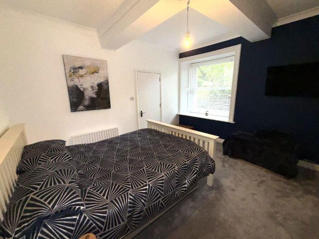 Flat for sale in Lansdowne, Springbourne