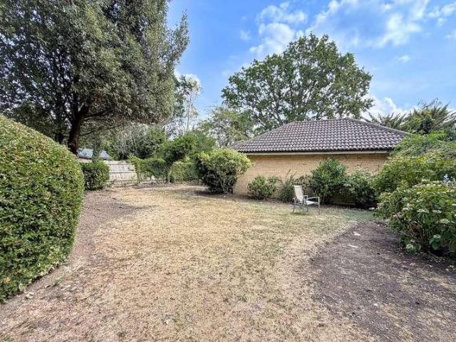 Flat for sale in Broadfields, Greater London