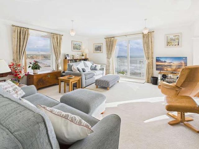 Flat for sale in Marazion