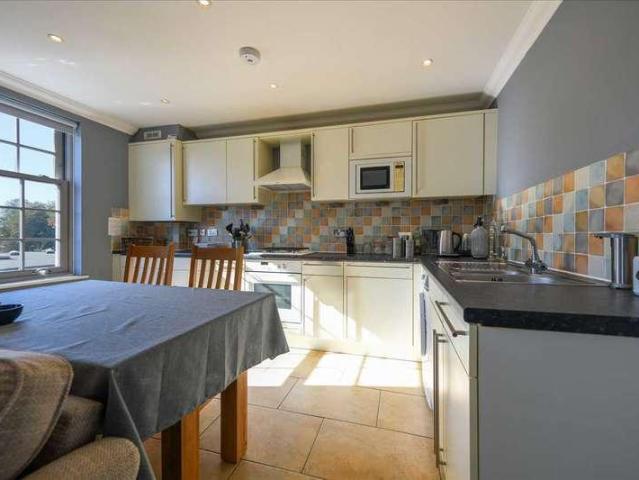 Flat for sale in Bridgefield, Kent