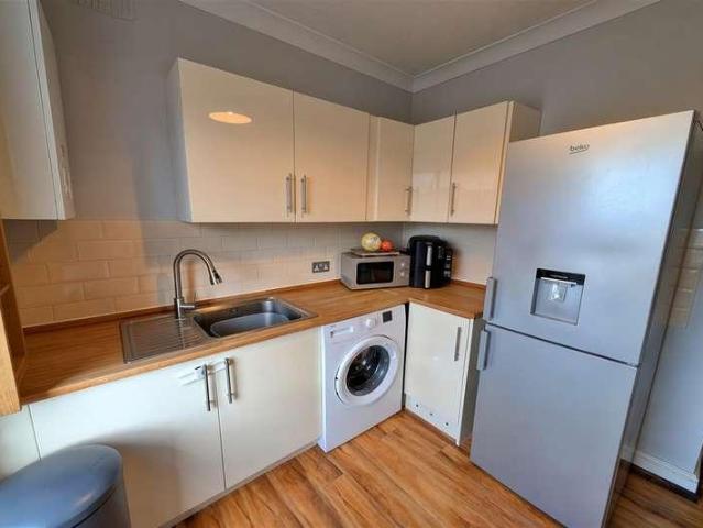 Flat for sale in Bournemouth