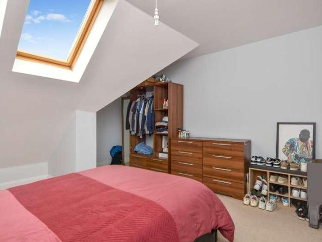 Flat for sale in Alton Barnes, Essex