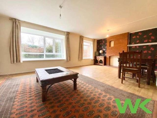 Flat for sale in Edgbaston, West Midlands