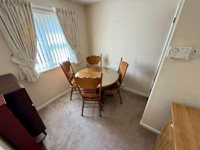 Flat for sale in Shirley, West Midlands