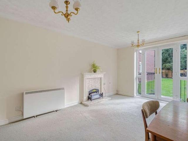 Flat for sale in Warden Hill, Cheltenham