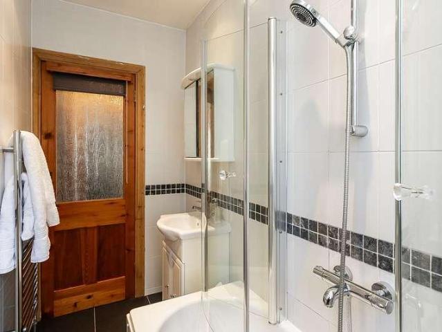 Flat for sale in Leith Links, Leith
