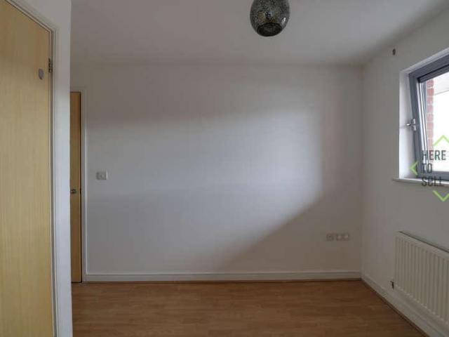 Flat for sale in Highbury, Greater London