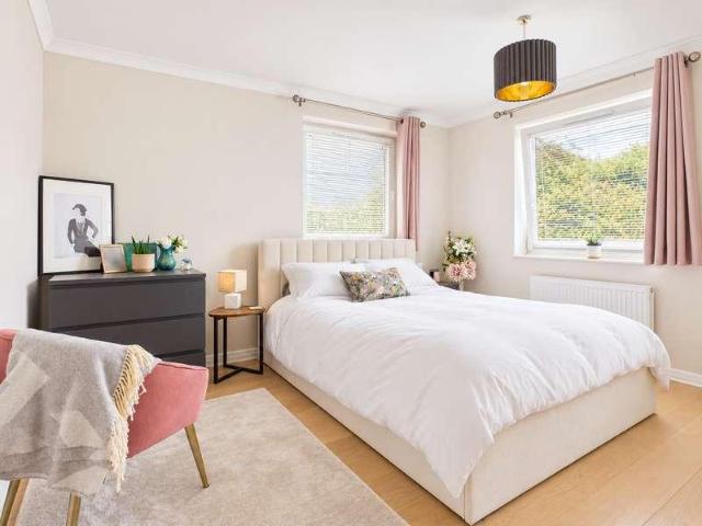 Flat for sale in Brunswick