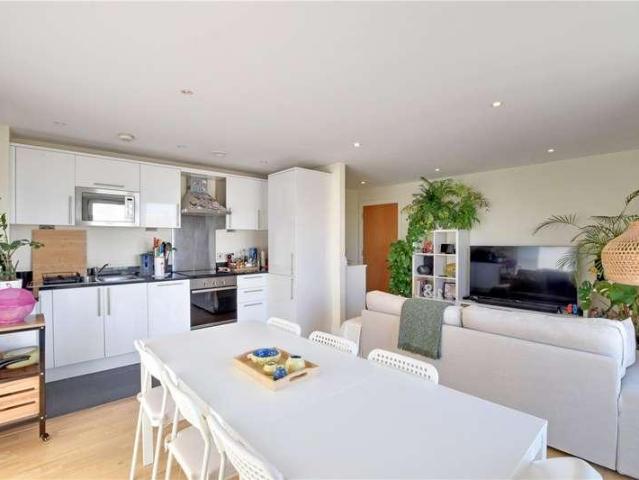 Flat for sale in Greenwich Town Centre, Isle Of Man