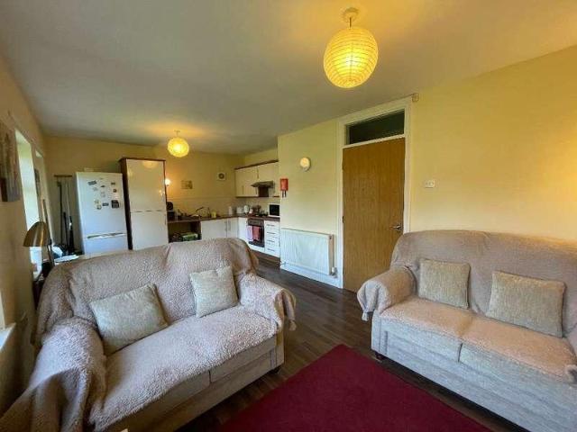 Flat for sale in Avenues, Hull