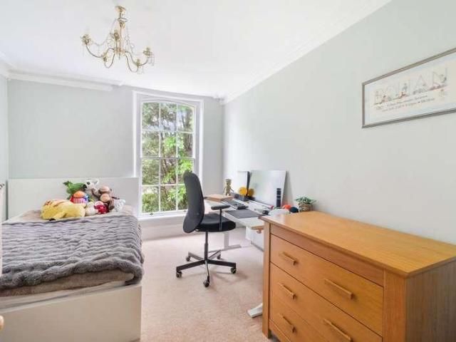 Flat for sale in Reffles Bridge, Red Hill
