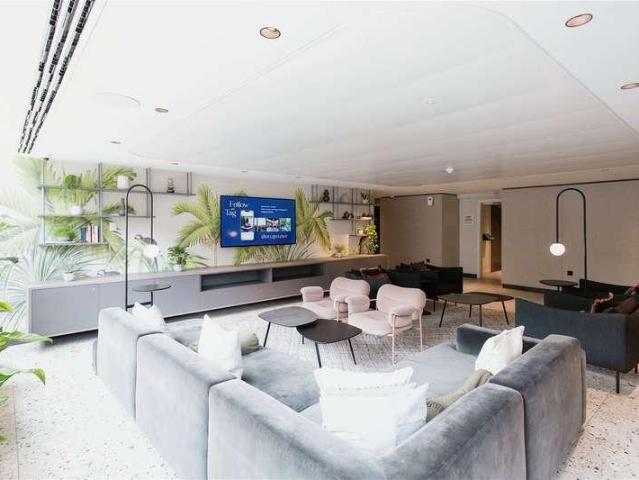 Flat for sale in City Centre, Georgia