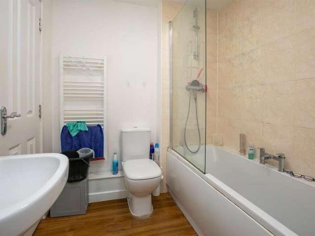 Flat for sale in Vastern, Wiltshire