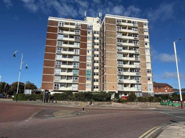 Flat for sale in Meols Cop, Southport