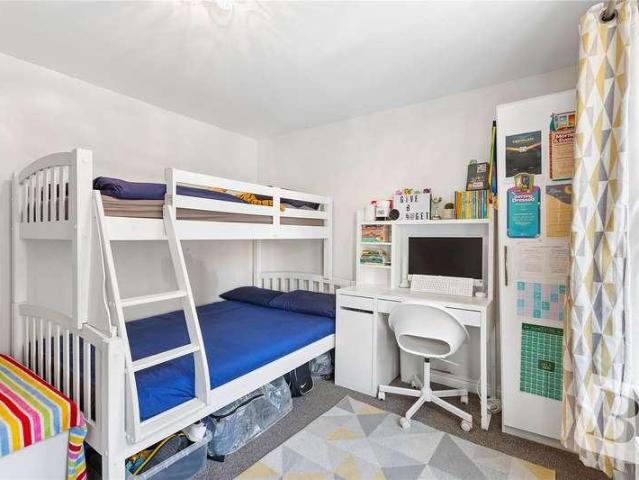 Flat for sale in Little Heath, Greater London