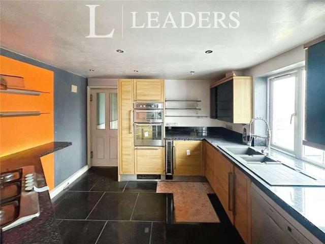 Flat for sale in Buckland, City Of Portsmouth