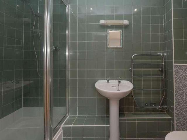 Flat for sale in St. Stephen's, The Bridge