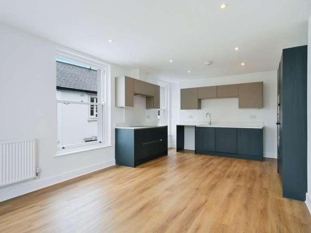 Flat for sale in South Park, Red Hill