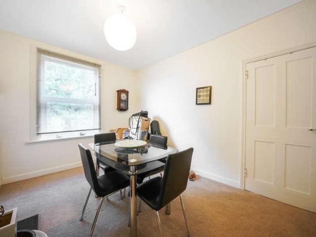 Flat for sale in Dollis Hill, Greater London