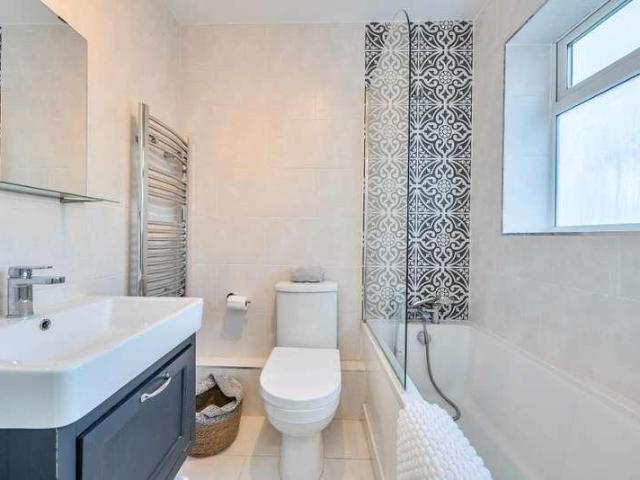 Flat for sale in Greater London