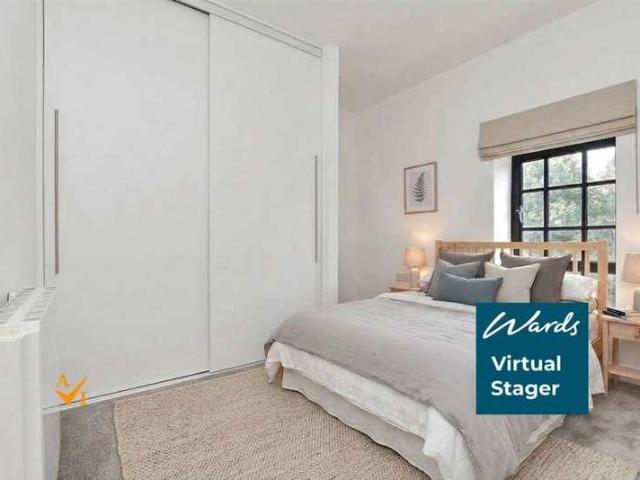 Flat for sale in Whitehall, Acol