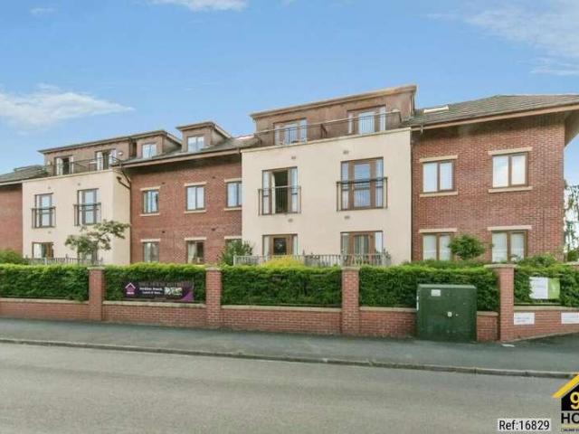 Flat for sale in Kingsbourne, Nantwich