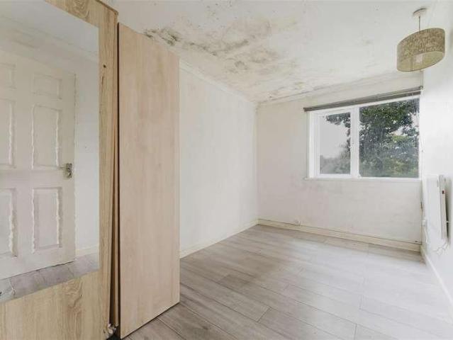 Flat for sale in Hampton, London Borough of Richmond upon Thames