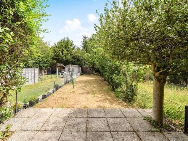 Flat for sale in Greater London