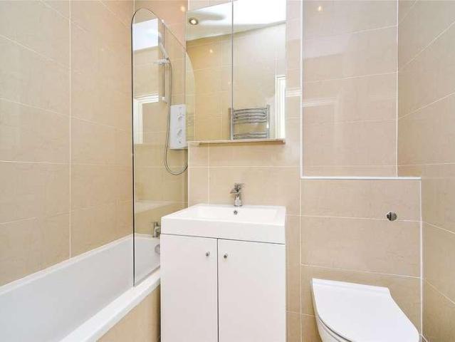 Flat for sale in Brighton & Hove
