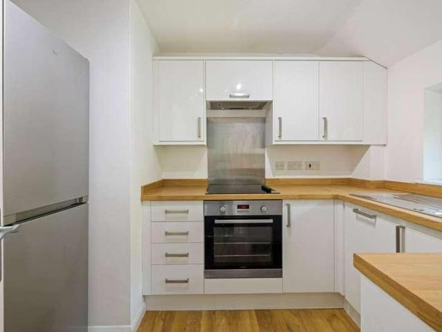 Flat for sale in Liphook, East Hampshire