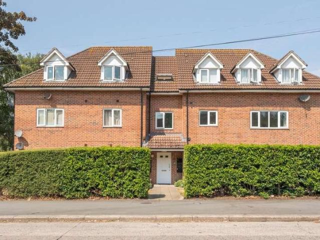 Flat for sale in Feckenham, City Of Bristol