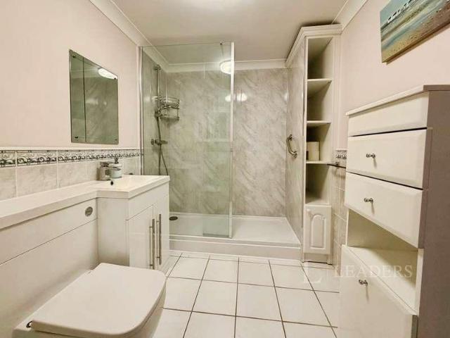 Flat for sale in Clacton-on-Sea, Tendring