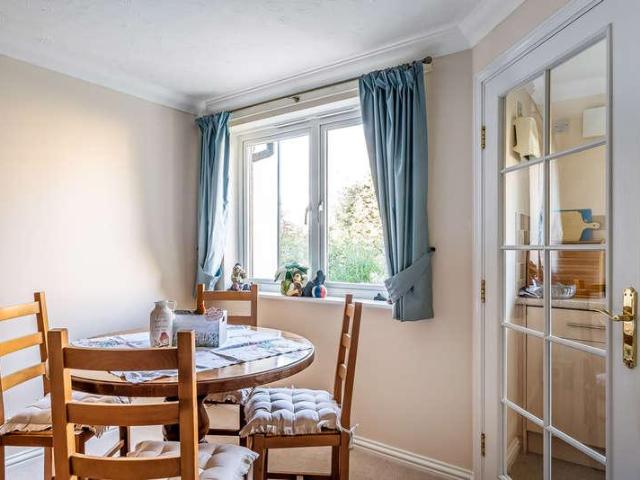 Property for sale in Nevill Park, Sandown Park