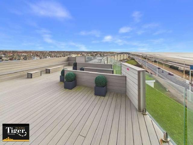 Flat for sale in Squires Gate, Blackpool