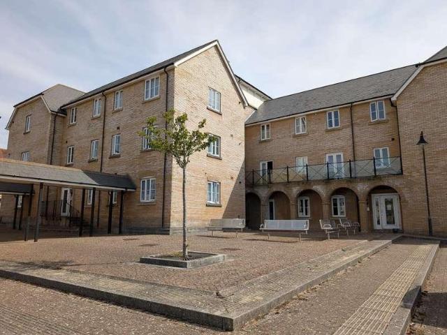 Flat for sale in Redhouse, Abbey Mead