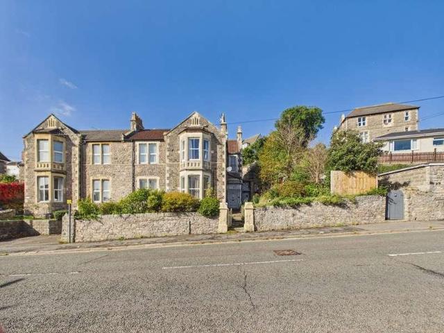 Flat for sale in Cliftonville, Weston-super-Mare
