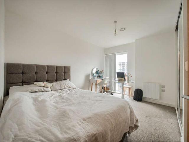 Flat for sale in Edgbaston, West Midlands