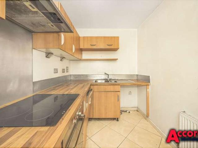 Flat for sale in Romford, London Borough of Havering