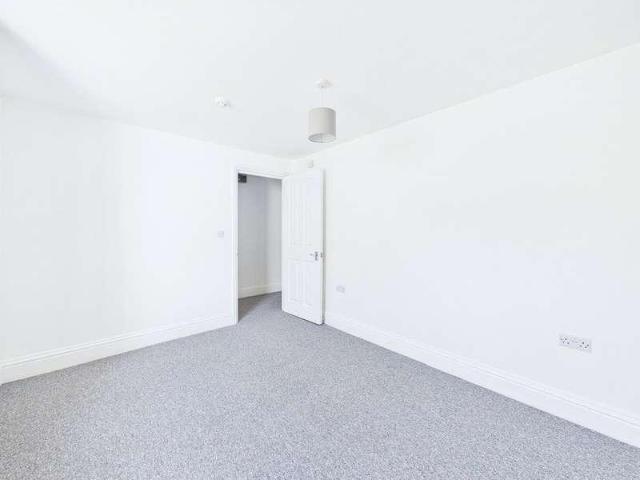 Flat for sale in Brighton & Hove